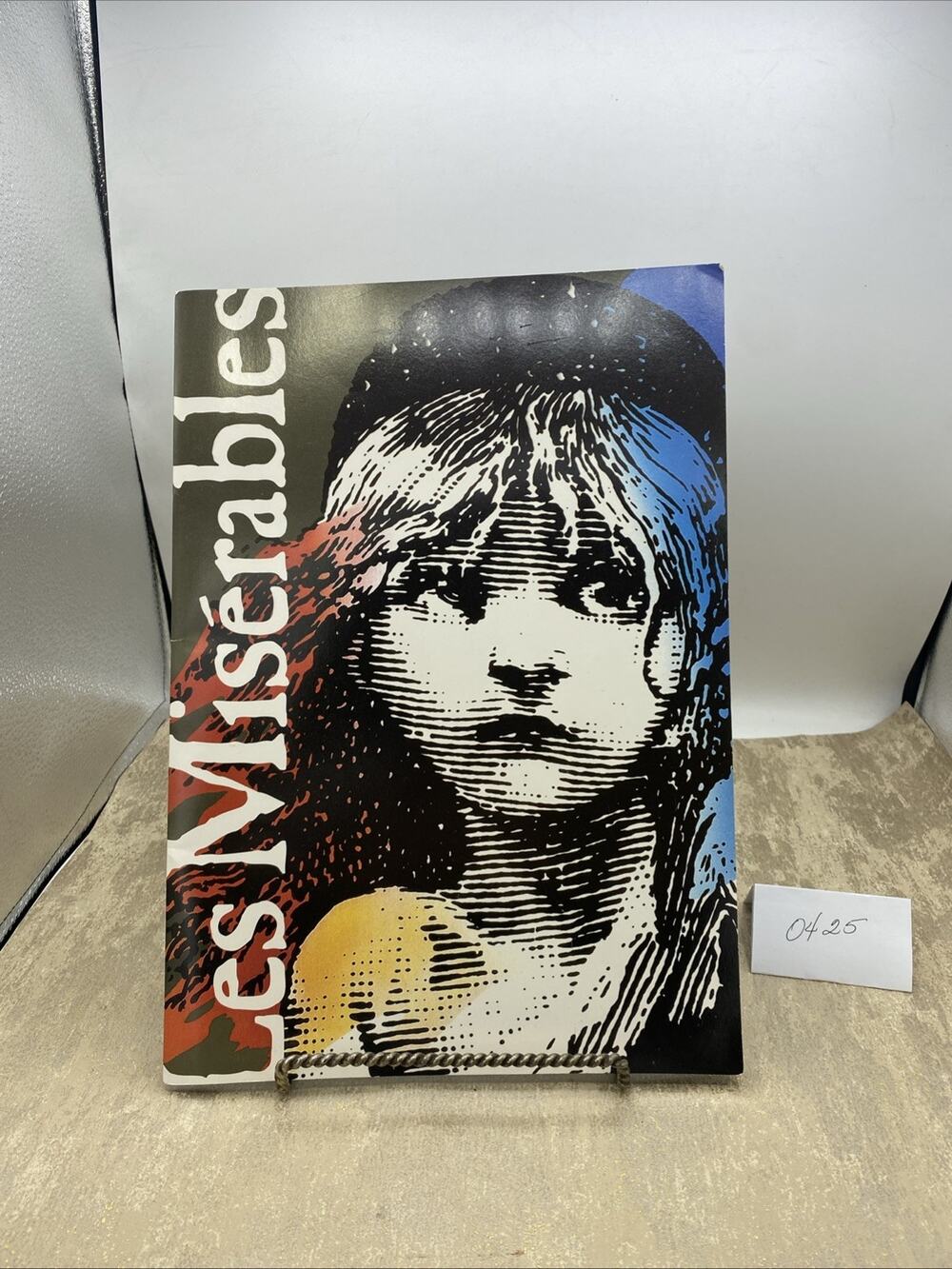 LES MISERABLES The Musical Large Theatre Programme / Brochure July 2000